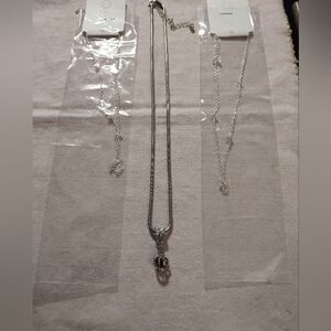 Elegant Silver Necklace Set
